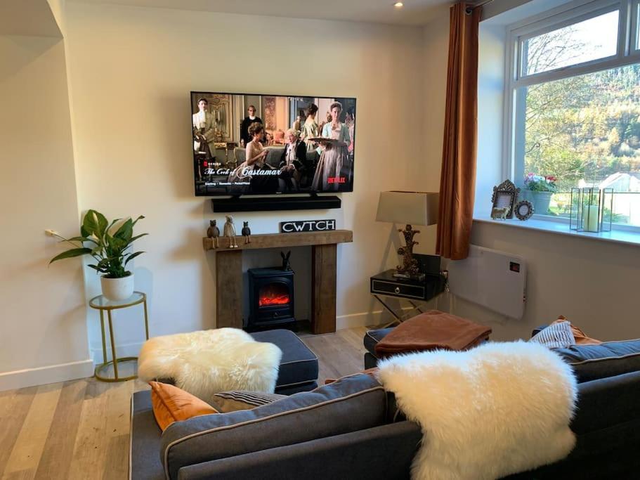 Renovated Miner'S Cottage - Family & Dog Friendly Abertillery Exterior foto